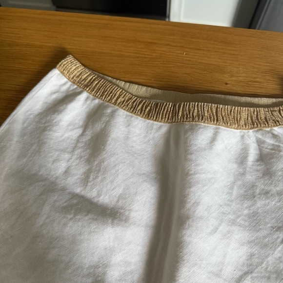 Hartford Alternative Classics White Linen Midi Skirt with Tan Waistband - Picture 3 of 4